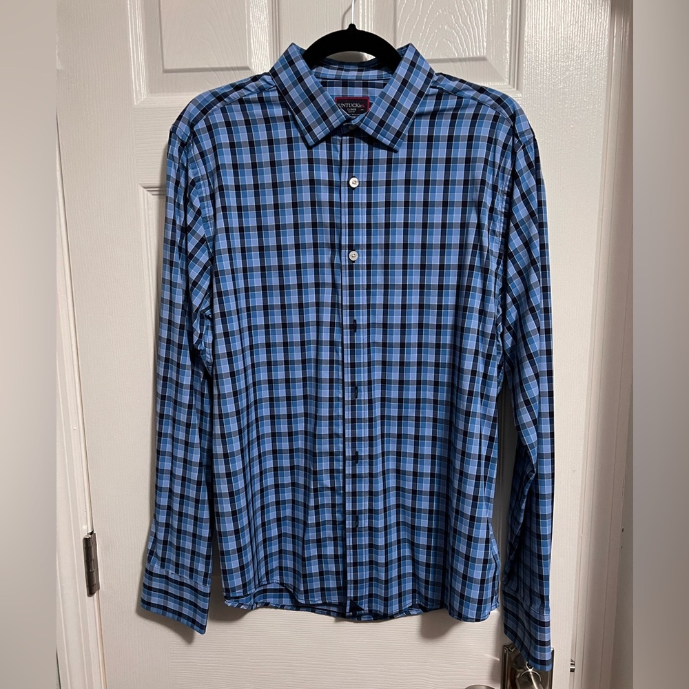Untuckit Men’s button downs Large Slim fit
